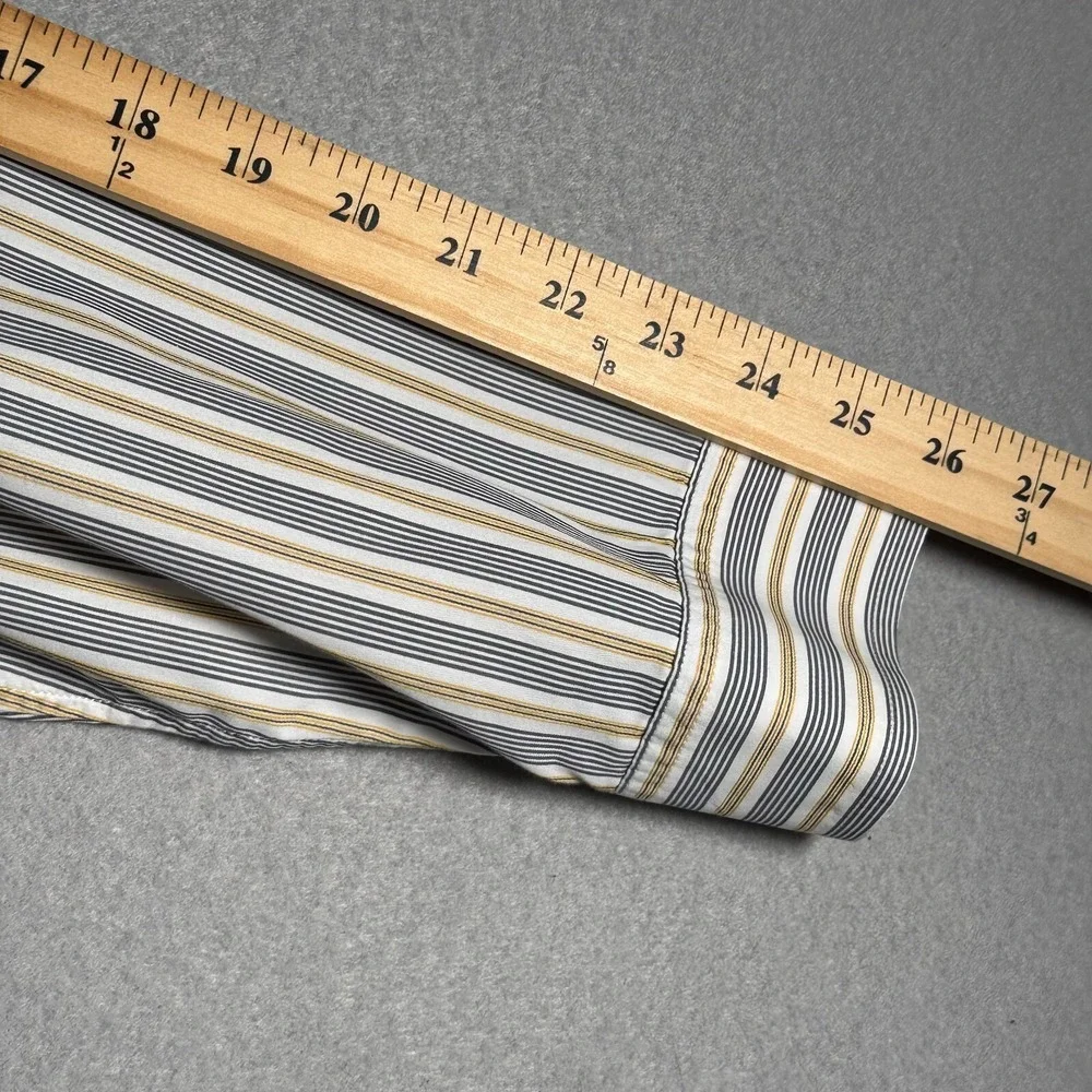 Vintage Banana Republic Button Up Shirt Men Large 16-16.5 White Gray Striped Y2K